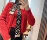 上新，Lv主打的双层真丝束发带.混专柜的来Vip推荐真正的时尚单品，向经典致敬。可作为围巾或发带使用，亦可系于包袋手柄中。~绑带.领结.飘带各种多用途国内官网也
