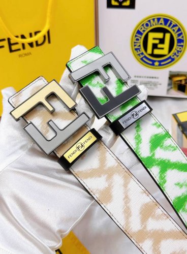 皮带：Fendi.芬迪..顶级原单复刻. 腰带：百分百进口头层牛皮，保证真皮。双层ff砂金双色工艺24K纯钢扣，永不掉色涂鸦彩绘印花图案艺术正反双面使用商场专柜