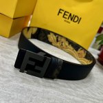 特 片装1 Fendi 芬迪 专柜同款 宽4.0Cm 双环正反用腰带 Ff按钉搭扣 黑色cuoio Romano皮革材质 反面面料带有烟草黄和黑色ff图案 四方