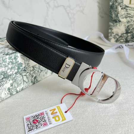 品名：迪奥. Dior.原单腰带 皮带 型号：挂扣，原版经典挂扣，实物拍摄，头层牛皮 材料：百分百头层牛皮，保证真皮。双面可用专柜同等质量，原版经典头层牛皮山羊 - 点击图像关闭