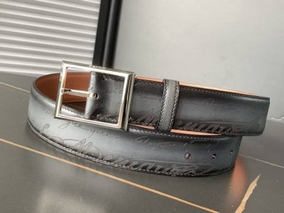 Berluti 布鲁提 新款上新 最新款男士腰带，高端质感感受，顶级擦色小牛皮质感极好，五金Logo立体分明，欧美风格走马蜡线手工缝制，色泽高端