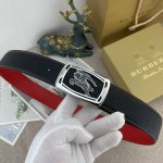 巴宝莉 特种皮腰带系列 ，原厂五金精品不锈钢扣，手感柔软舒适 宽3.8Cm。