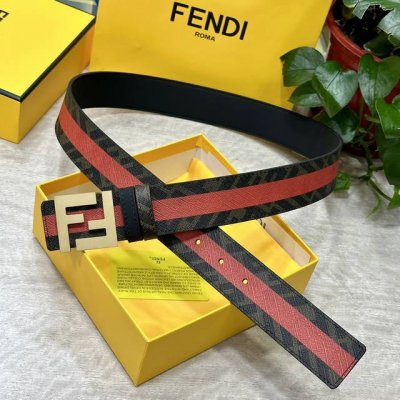 Fendi 芬迪 专柜同款 宽4.0Cm 双环正反用腰带 Ff按钉搭扣 黑色cuoio Romano皮革材质 反面面料带有烟草黄和黑色ff图案 四方满钻金属饰面