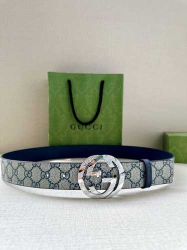 特 宽度3.8Cm Gucci 这款双面腰带巧妙融合Gg Supreme帆布与头层品牌纹理材质，演绎历久弥新的实用设计理念。富有辨识度的双G配件再现典藏搭配，诠