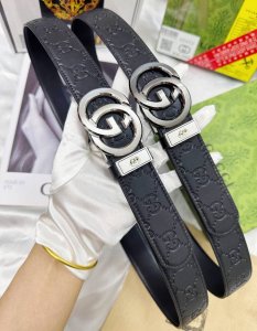 皮带：古奇..Gu..Cci自动扣- 腰带：顶级原单复刻版.古驰.自动带系列百分百进口原厂头层牛皮，保证真皮。雕花镂空工艺.真空电镀.永不掉色.24K纯钢扣头层