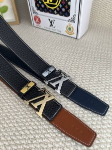 品名：Lv..路易..威登原单 DDD 材质：原单牛皮腰带 百分百头层牛皮腰带保证真皮钢扣，专柜原单品质、做工精细，时尚大牌，送人自用首选 DDD 包装： 请认