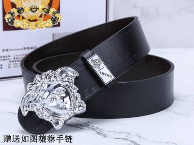 皮带：范思哲.Ver 原单 腰带：百分百头层牛皮，双面可用保证真皮。24k纯钢扣专柜同等质量， 送人自用首选 包装： 请认准如图专柜包装，赠送打孔器，银联发票，