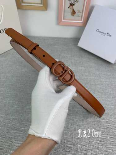 宽度2.0Cm Dior 迪奧 爆款平面無線帶身 Saddle黑色牛皮革皮带。 烤漆金属“Cd”标志 採用進口雙面頭層牛皮