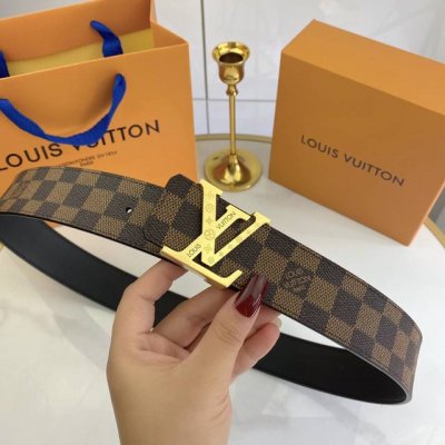 配全套包装礼盒 Lv 代工厂货品 4.0宽度 正品一体铸造五金，原厂皮料。