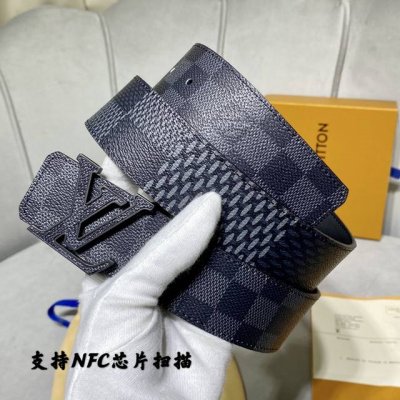 寬：40Mm 驢家2021早春新品 原單品質 寬度4.0Cm 雙面可用 全新摩登時尚的帆布襯托原廠小牛皮底 搭配經典而精緻的搭扣設計 頂級材料 頂級手工 支持n