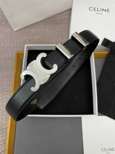 特 代购级CéLine 年上新 凯旋门腰带。人气王 一直火爆。复古精致，小牛皮材质 上身效果高级洋气--宽度2.5Cm