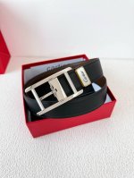 品名 卡地亚 Cartier 原单 腰带 皮带 型号 针扣 原版经典针式扣头 实物拍摄 双面头层牛皮 材料 百分百头层牛皮 保证真皮 双面可用专柜同等质量 原版