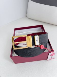 品名：菲拉格慕.Ferrgamo腰带 皮带 原单 型号：针扣，纯铜材质经典针式扣，实物拍摄，头层牛皮材料：百分百头层牛皮，保证真皮。纯铜材质，真空电镀永不掉色，