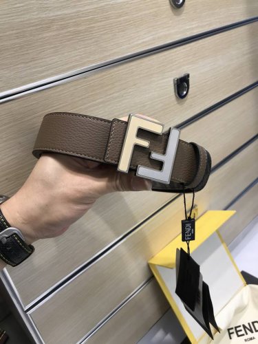 配送专柜包装 打孔针 特批p 新款 Fd 宽38Mm 支持nfc 芯片扫描，标志造型宽皮带，原版立体双层间 沙黑色铆钉扣，进口原版荔枝纹配制小牛皮制成，镀金表面