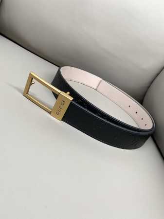 Gg 古驰 3.5宽度 进口牛皮热压花 精致五金 高端品质定制 新季来临 典藏设计中的标志性元素于 早秋系列焕发新意。这款腰带选用镂空设计增添几分个性 - 点击图像关闭