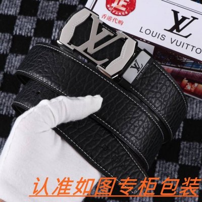 品名：Lv..路易..威登原单 材料：百分百头层牛皮，保证真皮。24K纯钢扣双面可用专柜同等质量， 送人自用首选 包装： 请认准如图专柜包装，赠送打孔器，银联发
