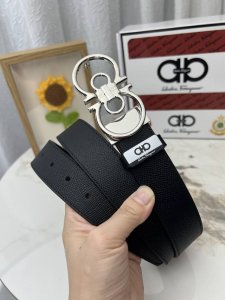 品名：菲拉格幕 原单 材质：原单牛皮腰带 百分百头层牛皮腰带保证真皮，24K纯钢扣，专柜原单品质、做工精细，时尚大牌，送人自用首选 包装： 请认准如图专柜包装赠