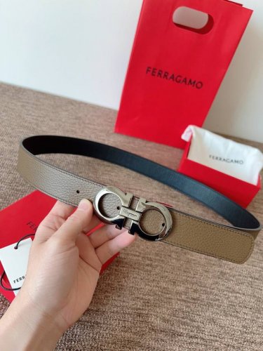 特 Ferragamo.菲拉格慕 全套新款包装 宽度3.5Cm 高级定制款男士皮带 双面进口牛皮 可双面使用 自行选择搭配 真材实料 很有质感 时尚经典不失风范