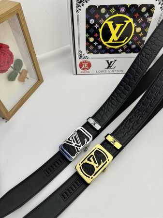 品名：Lv..路易..威登自动带 材质：原单牛皮腰带 百分百头层牛皮腰带保证真皮，24K纯钢扣，专柜原单品质、做工精细，时尚大牌，送人自用首选 包装： 请认准如 - 点击图像关闭