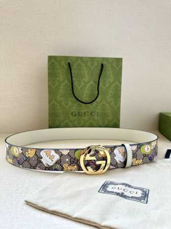 特 宽度3.8Cm Gucci Gg Marmont系列每一季都会推陈出新，为灵感源于70年代的标志性 旋转gg配件注入宠物现代精髓。这款gg Supreme帆 - 点击图像关闭