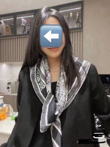 新款 迪奥2025春夏季新款， 巴黎地图 太美了 买到都说好下手一定要快高端 大爱女人尤物 货极少 四季都可以用真心美的让人非常非常心动 上身效果简直美翻了 品