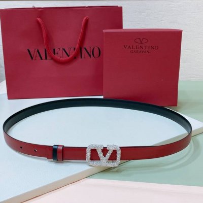 Valentino Garavani Vlogo Signature 可双面佩戴水钻 亮面小牛皮腰带 -Vlogo Signature搭扣，饰以水钻 -亮面小牛