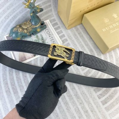 巴宝莉 特种皮腰带自动带系列 ，原厂五金精品不锈钢扣，手感柔软舒适 宽3.5Cm。
