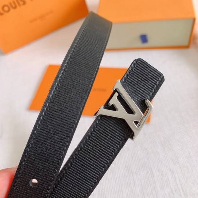 配全套包装礼盒女款 Lv 驴牌：经典单原品质，搭配经专典柜扣宽度2.0，高端大氣，头层牛皮，欢迎砸单、