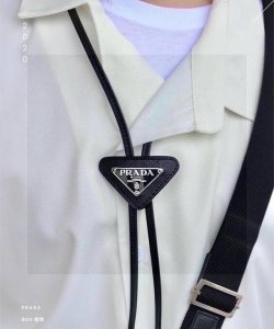 特 配全套包装 Prada 普拉达 爆款百搭P家领带 时髦精 人手必备的一条搭配神器