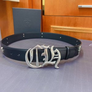 特 克罗心 可拆卸款 纯铜镀银925五金，带身进口原厂皮点缀多元素黄铜镀银小五金融合了摇滚朋克、哥特、街头嘻哈等元素，其设计风格独特，充满了神秘和奢华的气息。