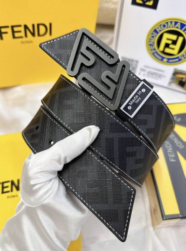 皮带：Fendi.芬迪..顶级原单复刻. 腰带：百分百头层牛皮，保证真皮。双层ff斜面磨砂烤漆24K纯钢扣材质，永不掉色纯手工一针一线缝制小牛皮正反双面