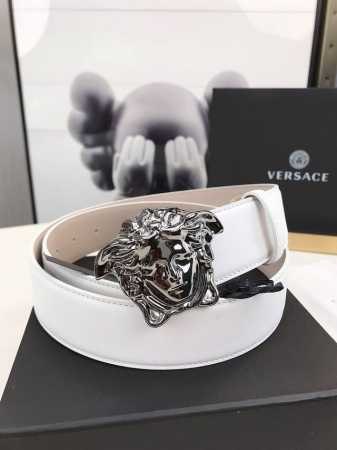 范思哲Versace此款腰带采用柔软的Greca压花皮革于意大利制成，饰有Medusa搭扣。4.0Cm宽 - 点击图像关闭