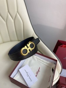 【菲拉格慕】双面原厂进口头层牛皮，双面使用，真空电镀铜扣，做工精致专柜品质！时尚休闲百搭火爆热销中！配专柜全套包装，宽度3.5Cm。