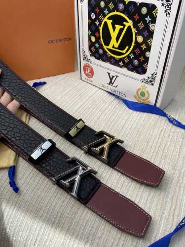 品名：Lv..路易..威登原单 材质：原单牛皮腰带 百分百头层牛皮腰带保证真皮，24K纯钢扣，专柜原单品质、做工精细，时尚大牌，送人自用首选 包装： 请认准如图