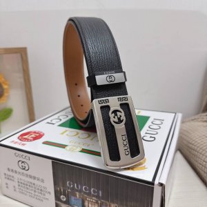 品名：古奇.Gu...Ci 原单 材质：原单牛皮腰带 专柜原单品质、做工精细，时尚大牌，送人自用首选 包装： 请认准如图专柜包装赠送打孔器手提袋