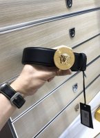 配送专柜包装 打孔针 批专柜同款、实拍专柜官网，尺寸:宽38Mm，原版立体长城纹美人头扣 ，极富设计美感 ，双面采用进口原版鳄鱼纹配小牛皮，彰显个性，清晰美观，