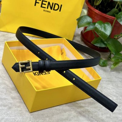 Fendl 芬迪 宽20Mm，原单进口小牛皮，搭配原单钌钯电镀F扣，手感.油边近乎完美，原产皮料定制，质感无可挑剔，出众的细节，高清实拍，货真价实，品质保证。