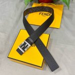 Fendi 芬迪 专柜同款 宽4.0Cm 双环正反用腰带 Ff按钉搭扣 黑色Cuoio Romano皮革材质 反面面料带有烟草灰和黑色Ff图案 黑色珐琅金属饰面