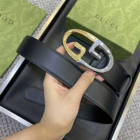 特 Gucci 專櫃最新升华版本 寬度38毫米 進口小牛皮壓花衬托稀缺的原廠意大利樹膏皮 搭配做工精緻的Gg扣 - 点击图像关闭