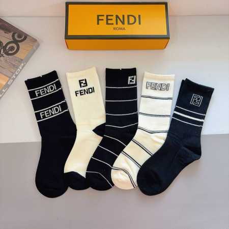 配包装 一盒5双 Fendi 芬迪 经典双Ｆ爆款长筒袜子 纯棉面料，实用好穿 柔软透气，时尚百搭款，大牌出街。 - 点击图像关闭