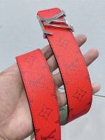 Lv.路易威登 全套包装 宽度 40Mm宽度 正品一体铸造五金钢扣 原厂皮料 双面原厂定制进口面料 可送礼自用不错选择