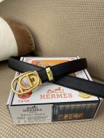 品名：爱马仕.Hermès 原单自动带 材质：原单牛皮腰带 百分百头层牛皮腰带保证真皮，24K纯钢扣，专柜原单品质、做工精细，时尚大牌，送人自用首选 包装： 请