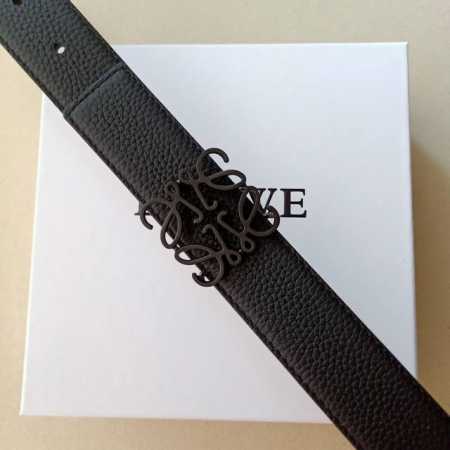 品牌:罗意威 价格:特 尺寸:带宽32mm 正品尺寸 五金材质:专柜精品扣，真空电镀，工艺精细 带身材质:天然头层牛皮，质感十足，手感柔软。时尚个性，经典百搭！ - 点击图像关闭