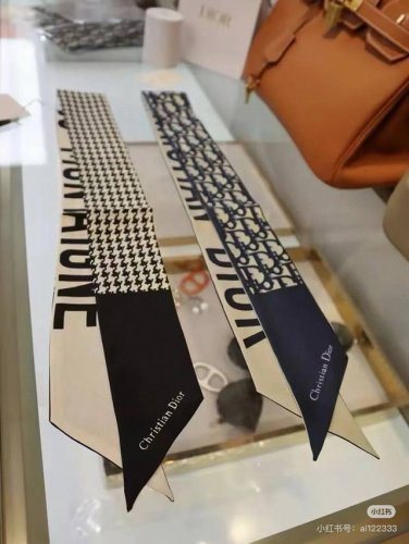 Dior新款大字母，正品开版，18姆米高品质Dior Mitzah老花时髦小丝带 绝对市面最好的版本 ，专柜一致配色，底色米灰色，涂料精准印花，出入专柜无压力，