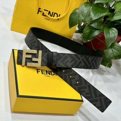 Fendi 芬迪 专柜同款 宽4.0Cm 双环正反用腰带 Ff按钉搭扣 黑色Cuoio Romano皮革材质 反面面料带有烟草黄和黑色Ff图案 四方金属饰面 时