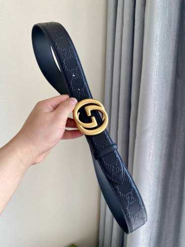 Gucci古奇 原单正品 ，专柜印字钢扣，3.8Cm新款到货Guccl经典皮带压大花 海外原单货，意大利创作，配以双G互扣金属扣，原版皮纹拿的走图片拿不走的品质