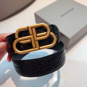 巴黎世家鳄鱼纹 新款腰带 双面意大利雾面小牛皮 搭配复古扣--宽度3.5