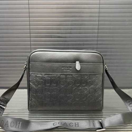 Coach 蔻驰 Charles 牛皮单肩斜挎包 经典Logo搭配原厂工艺材质 休闲百搭 实物拍摄 原版面料 配送防尘袋 28 X 24 Cm。