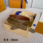 配全套包装礼盒 驢家新品 Ss22特別限定女士腰帶 寬度2Cm 訂製經典料襯托柔軟小牛皮底 全新開模標誌性搭扣 多色選