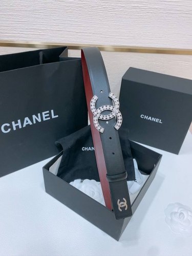 Chanel 春夏新款 小牛皮与黄铜Cc搭扣 精致细腻 光滑优雅 3.0Cm